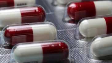 Un médicament contre le cancer du poumon réduit le risque de récidive ou de décès de 77 % : 3 patients sur 4 vivants à 4 ans 25 Un Médicament Contre Le Cancer Du Poumon Réduit Le Risque