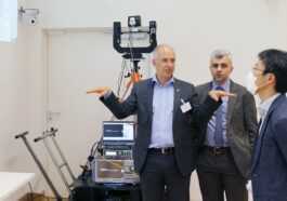 Lg Triple Le Record De Distance Lors D'un Test De