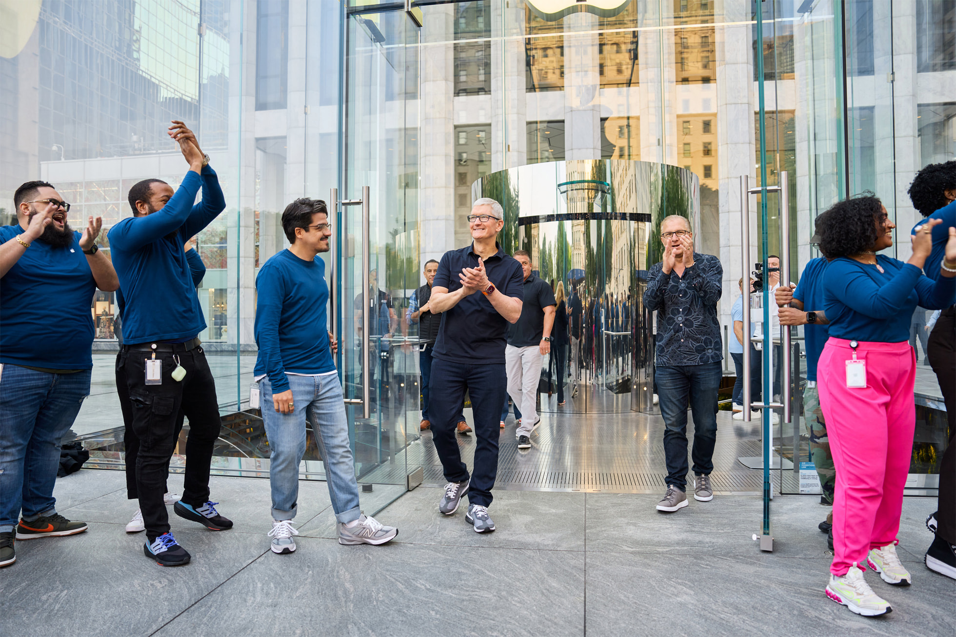 1663443308 199 Les Apple Stores adoptent liPhone 14 Pro avec de nouvelles