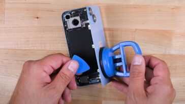 La refonte interne de l'iPhone 14 réduit considérablement le coût des réparations de la vitre arrière fissurée 5 La refonte interne de l'iPhone 14 réduit considérablement le coût des réparations de la vitre arrière fissurée