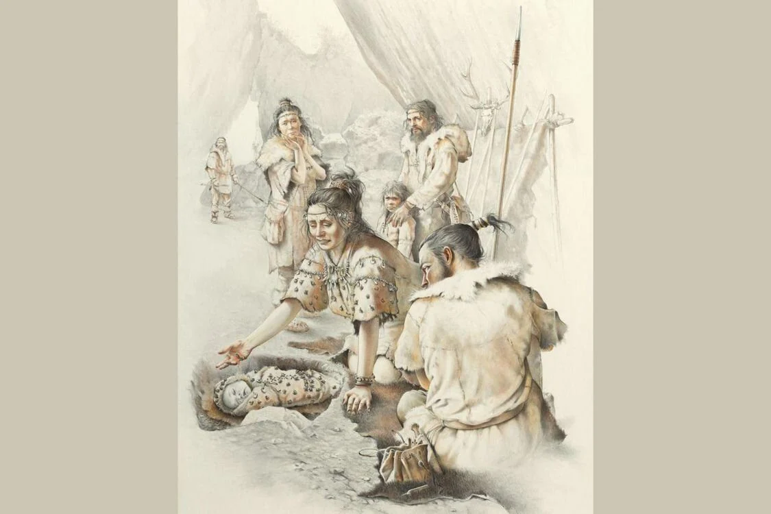 L'idée du porte-bébé aurait au moins 10 000 ans 3 Les ornements de la sépulture infantile d'Arma Veirana au début du Mésolithique / Crédit : Université de Montréal