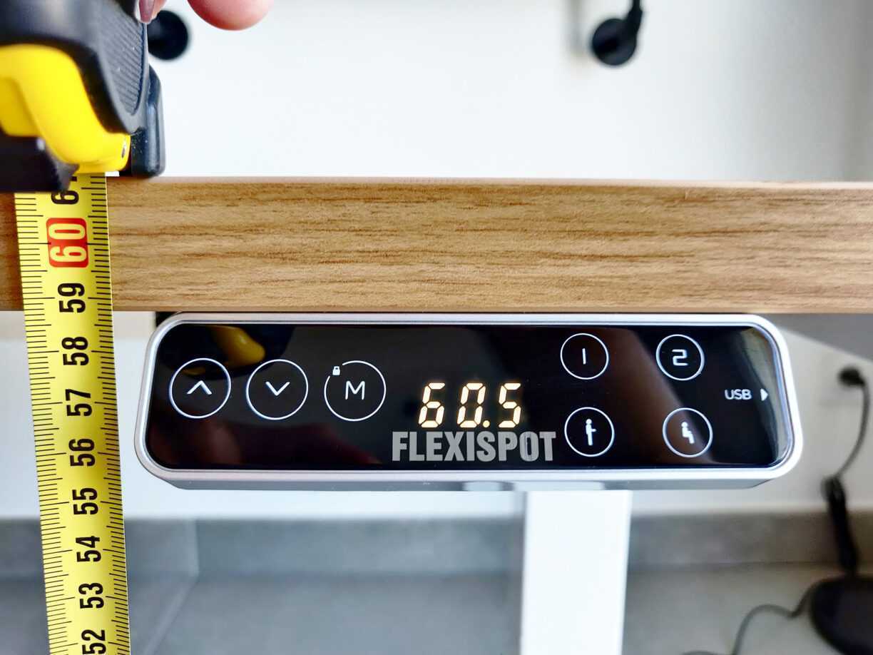 FlexiSpot E7 en TEST: Le bureau assis-debout motorisé premium et minimaliste 18 Flexispot E7 Test Review Bureau Assis Debout Motorisé (56)