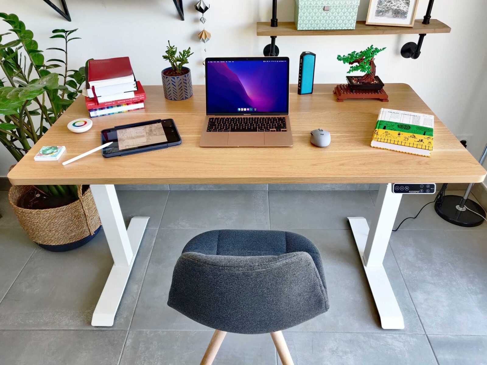 FlexiSpot E7 en TEST: Le bureau assis-debout motorisé premium et minimaliste 23 Flexispot E7 Test Test Bureau Assis Debout Motorisé (61)