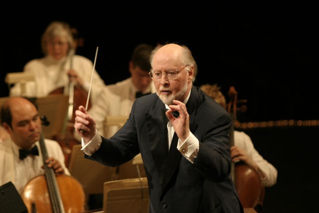 Indiana Jones 5 : John Williams crée en direct et par surprise une de ses compositions pour la bande originale. 2 Indiana Jones 5 : John Williams crée en direct et par surprise une de ses compositions pour la bande originale.