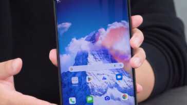 La chaîne YouTube montre que le téléphone LG Rollable annulé aurait pu être un rival pliable 22 La Chaîne Youtube Montre Que Le Téléphone Lg Rollable Annulé