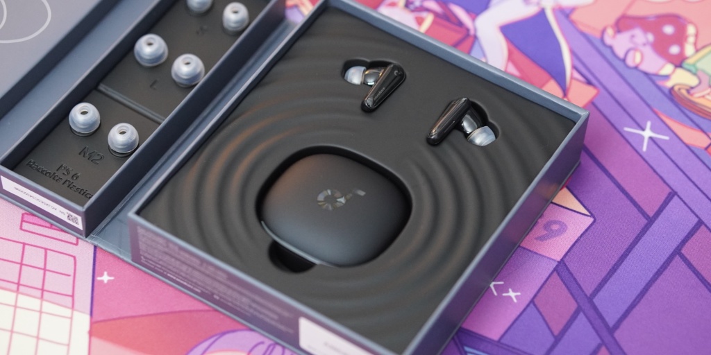 Le nouveau Soundcore Liberty 4 d'Anker a battu les AirPods avec un capteur de fréquence cardiaque intégré, plus 3 Anker Soundcore Liberté 4