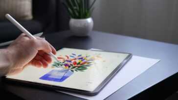 L'écran OLED de l'iPad utiliserait la technologie à double couche, pour un affichage plus lumineux et une durée de vie plus longue 8 L'écran OLED de l'iPad utiliserait la technologie à double couche, pour un affichage plus lumineux et une durée de vie plus longue