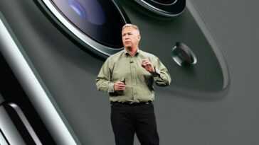 Profil de Phil Schiller : De laisser de l'argent sur la table à la réponse aux fusillades de masse 4 Profil de Phil Schiller : De laisser de l'argent sur la table à la réponse aux fusillades de masse