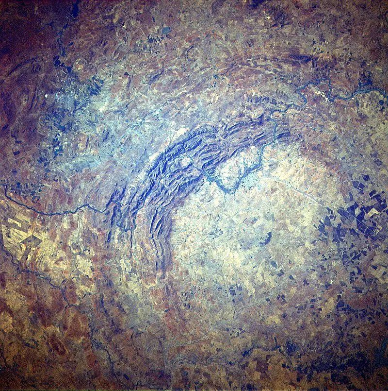 Les dimensions du plus gros astéroïde ayant percuté la Terre révélées : il était gigantesque 3 Le cratère de Vredefort