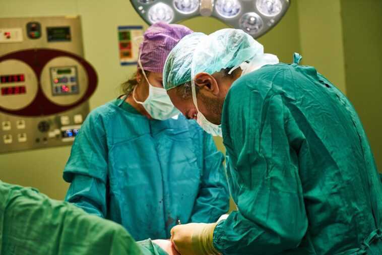 Malformation rare de l'œsophage des enfants résolue avec des aimants : intervention révolutionnaire à Nice 1 Malformation Rare De L'œsophage Des Enfants Résolue Avec Des Aimants