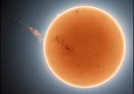 Le Soleil A éjecté Une énorme "langue De Feu" De