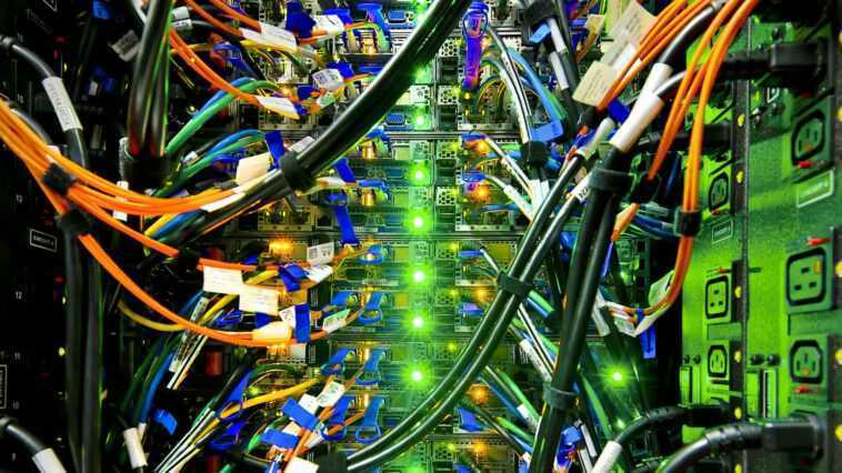 Le réseautage et l'Aquila de Google, plus les choses changent... 1 Le Réseautage Et L'aquila De Google, Plus Les Choses Changent...