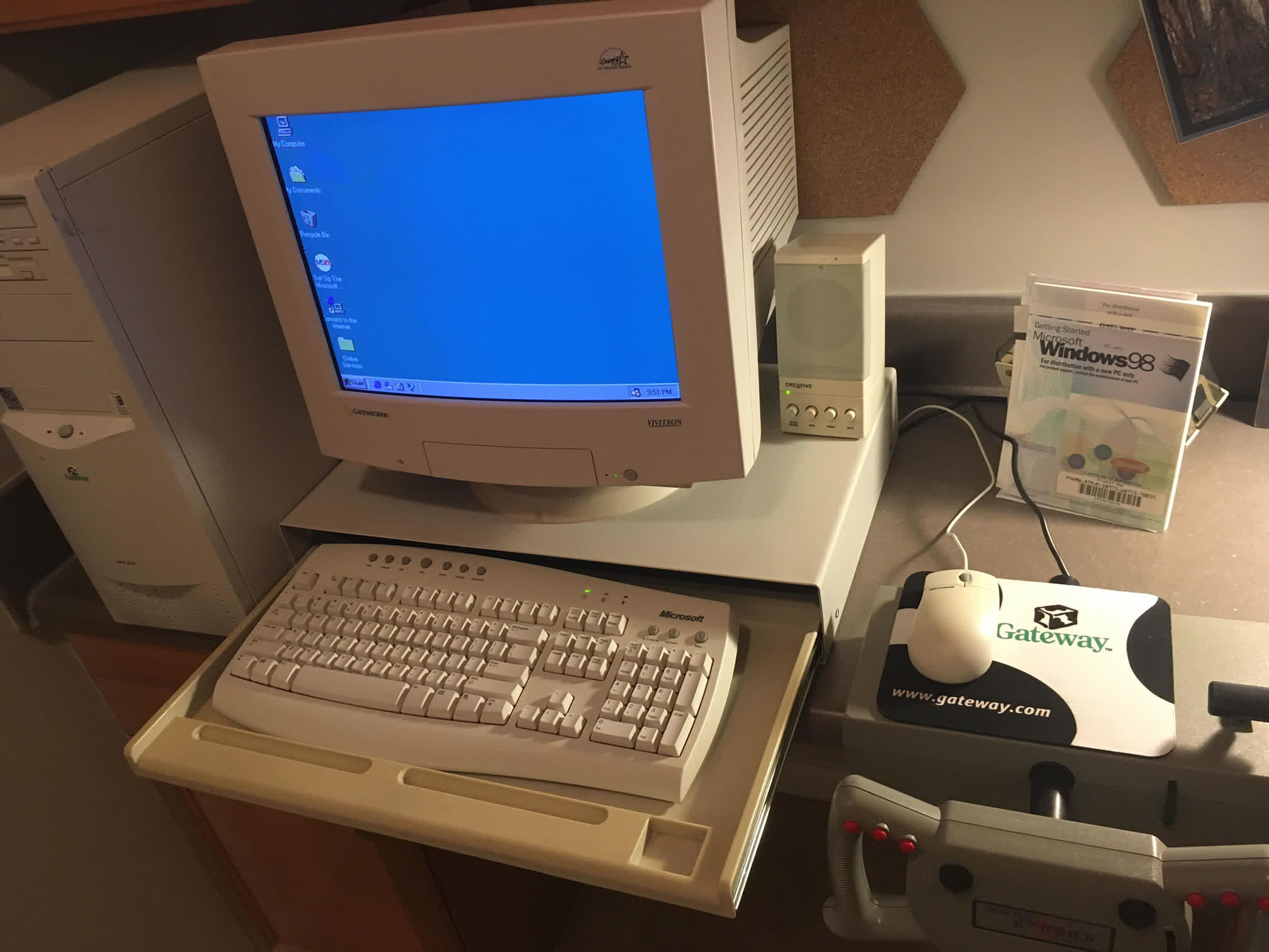 Gateway 2000 : disparu mais pas oublié 5 1666306090 362 Gateway 2000 disparu mais pas oublie