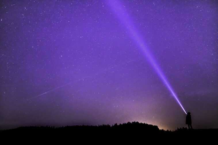 Les extraterrestres ne nous rendent pas visite parce qu'ils ne se soucient pas du système solaire, selon une étude 1 Les Extraterrestres Ne Nous Rendent Pas Visite Parce Qu'ils Ne