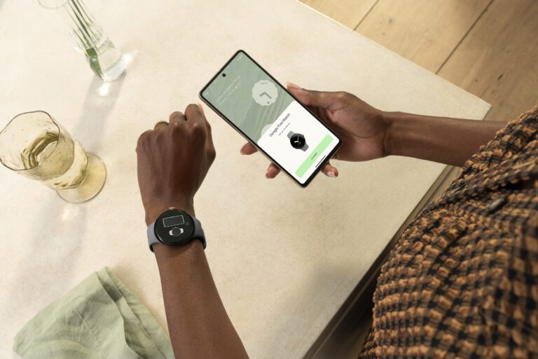 Commentaire : Google intensifie la guerre des prix 2 Google Pixel 7 Pro et montre Pixel