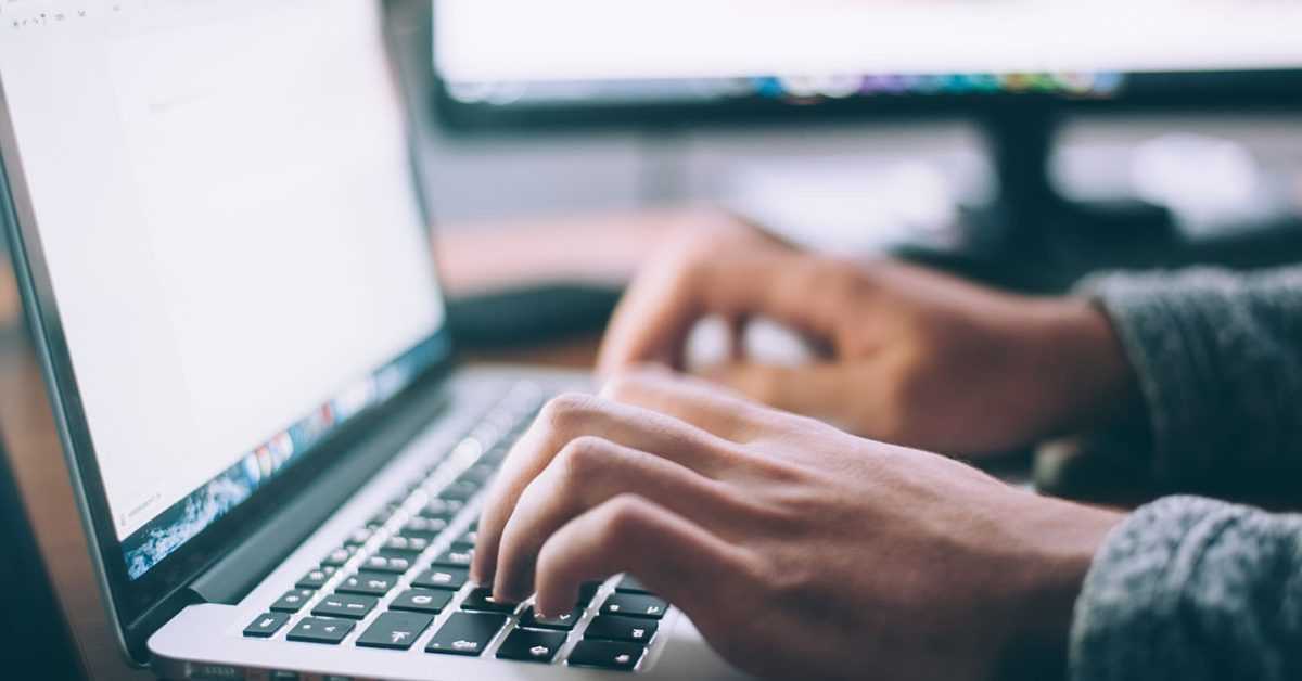 Le site Web de Fast Company est de retour en ligne après des alertes obscènes d'Apple News ;  mauvaise sécurité du mot de passe
