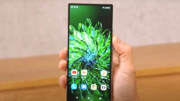 Lenovo présente des concepts de smartphone et d'ordinateur portable enroulables 2 Lenovo Présente Des Concepts De Smartphone Et D'ordinateur Portable Enroulables