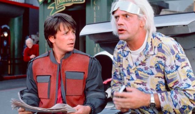 Une larme vivante: Michael J. Fox et Christopher Lloyd (Returnal vers le futur) jouent dans la réunion la plus émouvante 2 Réunion de Michael J. Fox et Christopher Lloyd