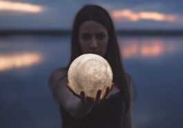 Une Nouvelle Simulation De Superordinateur Suggère Que La Lune S'est