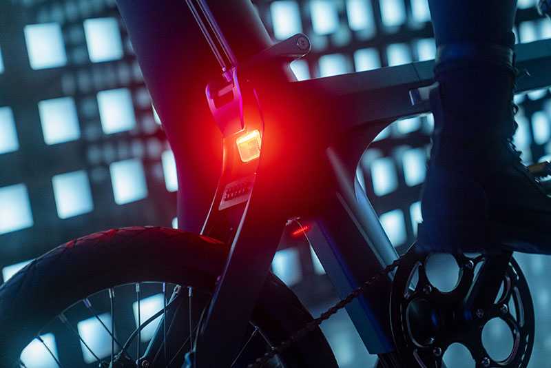 Fiido X 2022: Nouvelle version du vélo électrique pliable (nouveautés et prix cassé) 8 Fiido X 2022 Velo Electrique Pliable Led Arriere