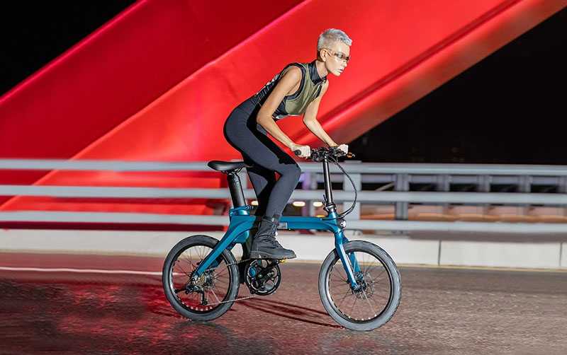 Fiido X 2022: Nouvelle version du vélo électrique pliable (nouveautés et prix cassé) 5 Fiido X 2022 Velo Electrique Pliable Conduite