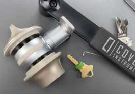 La nouvelle serrure intelligente Home Key de Level peut être déverrouillée par n'importe qui "en quelques secondes" avec des "attaques à faible compétence" 48 La nouvelle serrure intelligente Home Key de Level peut être déverrouillée par n'importe qui "en quelques secondes" avec des "attaques à faible compétence"