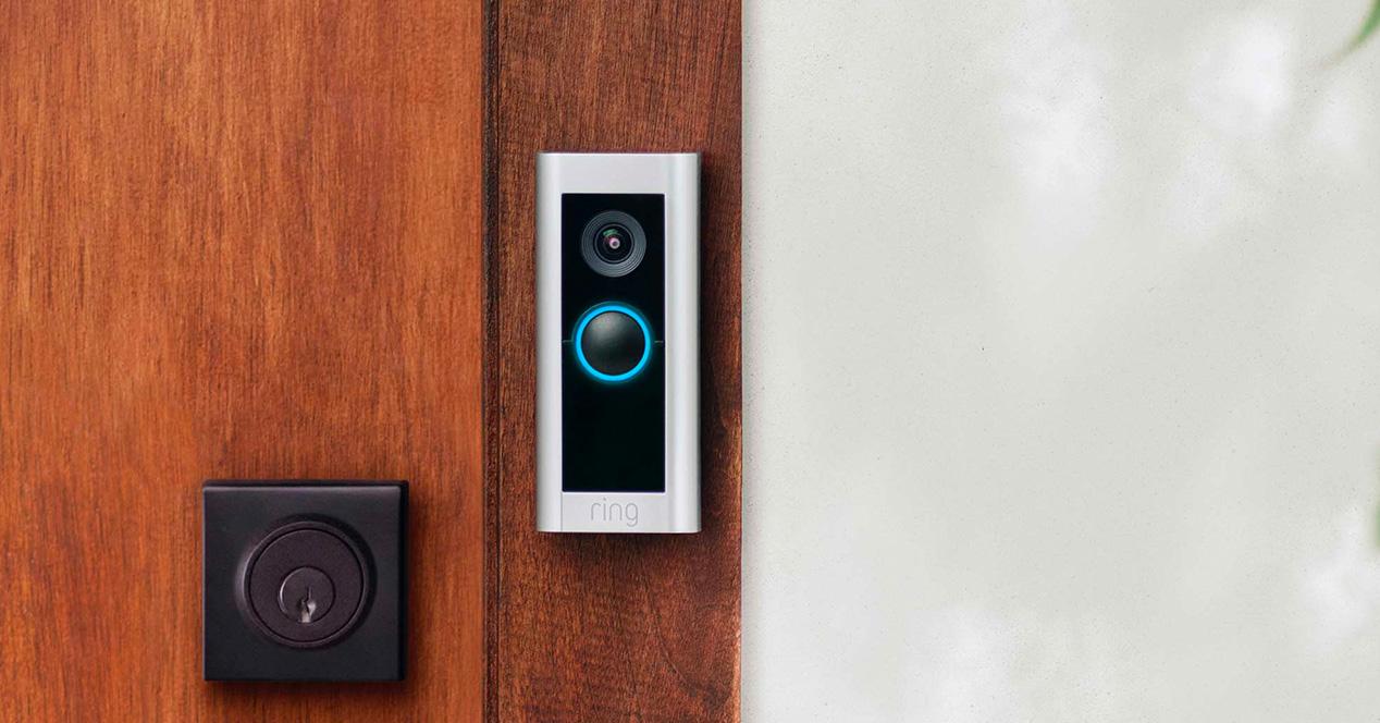 4 raisons pour lesquelles vous ne devriez pas avoir de sonnette vidéo à la maison (et 4 pourquoi vous devriez) 3 Sonnette vidéo Ring Pro 2