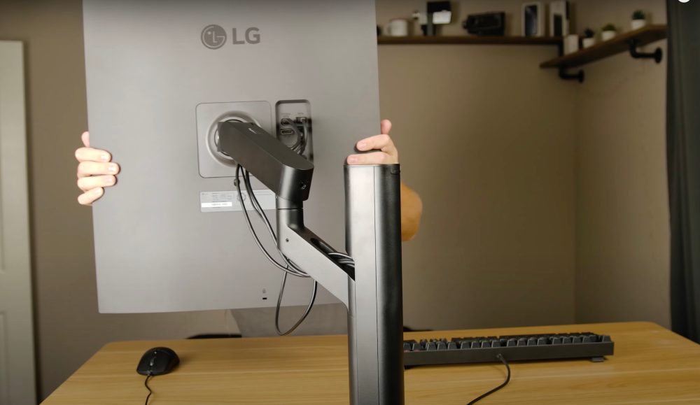 LG DualUp : Cet écran funky est-il parfait pour MacBook Air et MacBook Pro ? Gamme de mouvement du support ergonomique