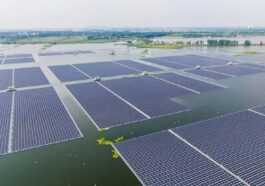 C'est Le Plus Grand Parc Solaire Flottant Au Monde