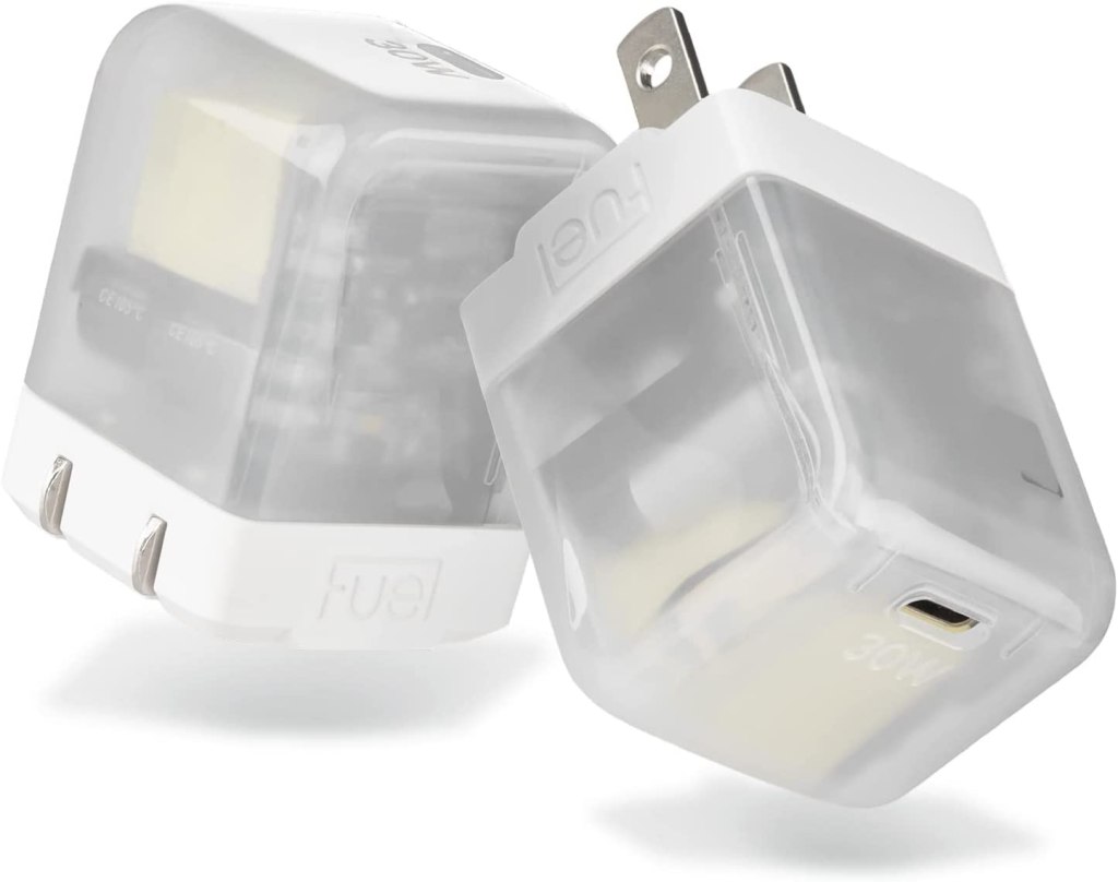Les nouveaux chargeurs rétro USB-C 30 W de Case-Mate sont disponibles en quatre couleurs translucides inspirées de l'iMac G3 12 1668608112 276 Les nouveaux chargeurs retro USB C 30 W de Case Mate sont