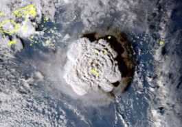 L'éruption du volcan Tonga a été l'explosion sous-marine la plus violente jamais enregistrée 57 L'éruption Du Volcan Tonga A été L'explosion Sous Marine La Plus