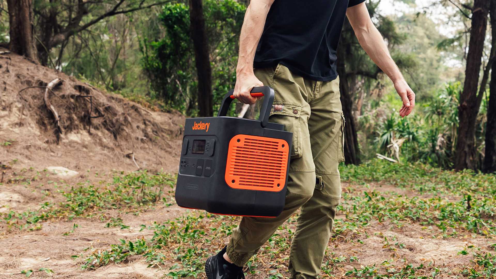 Oui, c'est le moment parfait d'opter pour une centrale électrique cet hiver 2 Jackery E2000 Pro 2
