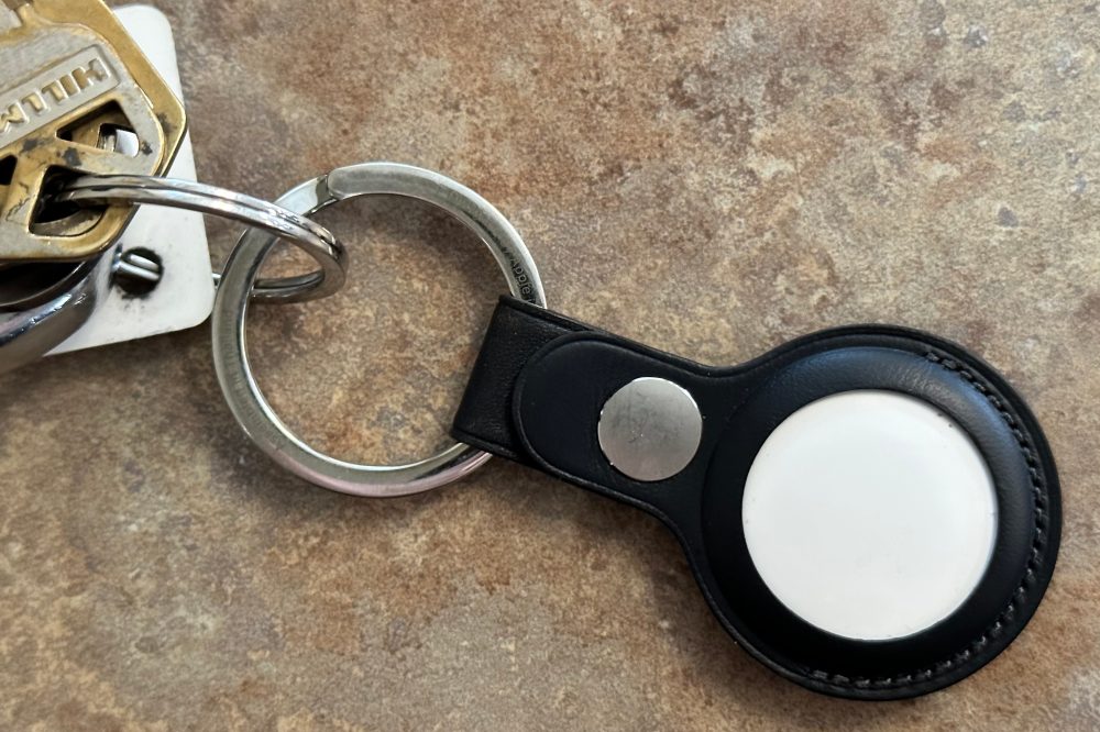 I dare the universe to take my wallet and keys again Je defie lunivers de reprendre mon portefeuille et mes cles