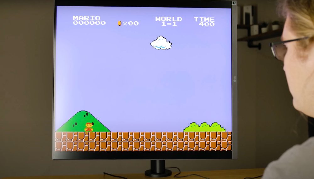 LG DualUp : Cet écran funky est-il parfait pour MacBook Air et MacBook Pro ? Émulant le jeu Mario rétro le DualUp