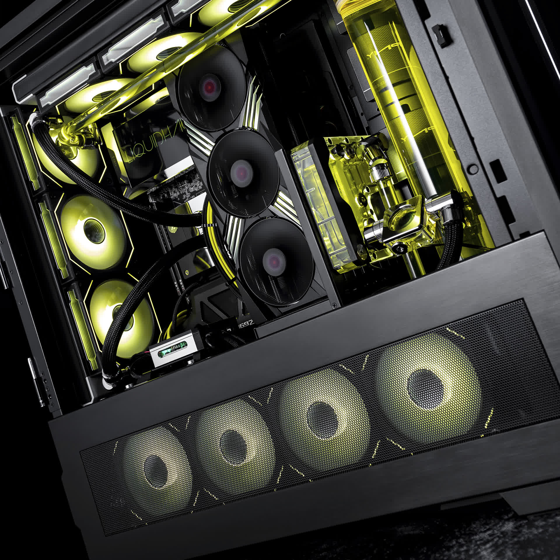 Le nouveau V3000 Plus de Lian Li peut contenir deux PC et quatre radiateurs de refroidissement par eau 2 Le nouveau V3000 Plus de Lian Li peut contenir