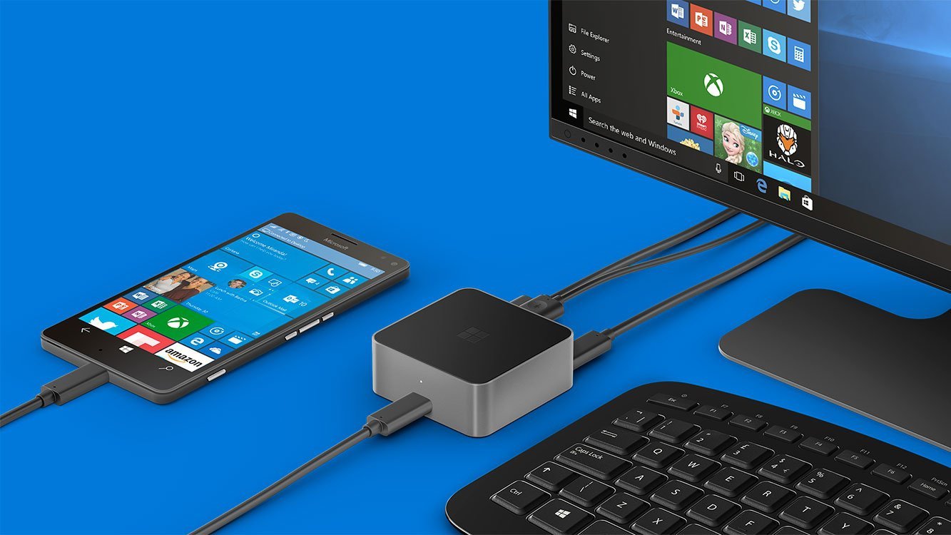 Le parfait déséquilibre des choses chez Microsoft 2 Lumia 950 connecté au dock Continuum