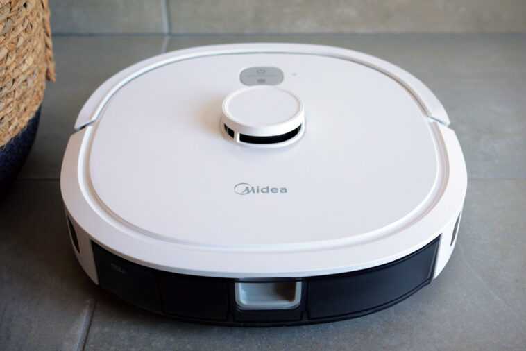 Midea M6 en TEST: Le Robot Aspirateur/Serpillère pas cher avec technologie Laser 1 Midea M6 Test Review Aspirateur Robot Serpillère Vadrouille (13)