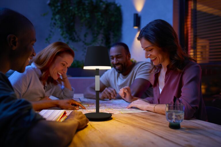 Philips Hue : mesurer et réduire la consommation d'énergie - voici comment cela fonctionne 2 La plupart des lampes Hue nécessitent 0,5 watts en mode veille. (Photo : Signifier)