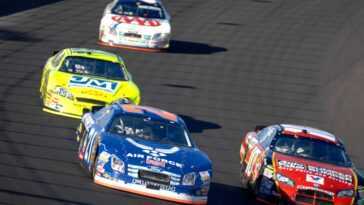 Un driver NASCAR accède au championnat grâce à une astuce qu'il a apprise dans un jeu vidéo de 2005 4 Un Driver Nascar Accède Au Championnat Grâce à Une Astuce