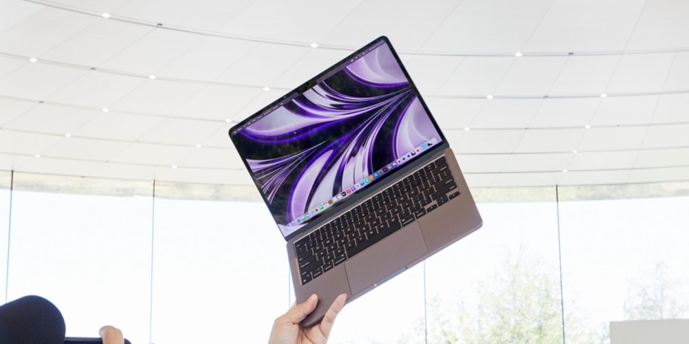 Voici comment sauver Noël pendant qu'il est encore temps maintenant que l'iPhone 14 Pro est épuisé Prise en main du MacBook Air M2