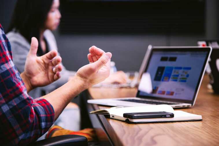 Des outils pour intégrer les employés d'entreprise à une communication saine 1 Communication Entreprise Réunion