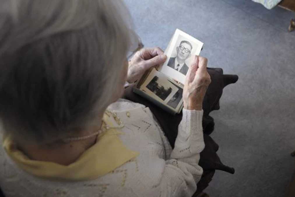 L'anticorps Monoclonal Ralentit La Progression De La Maladie D'alzheimer, C'est