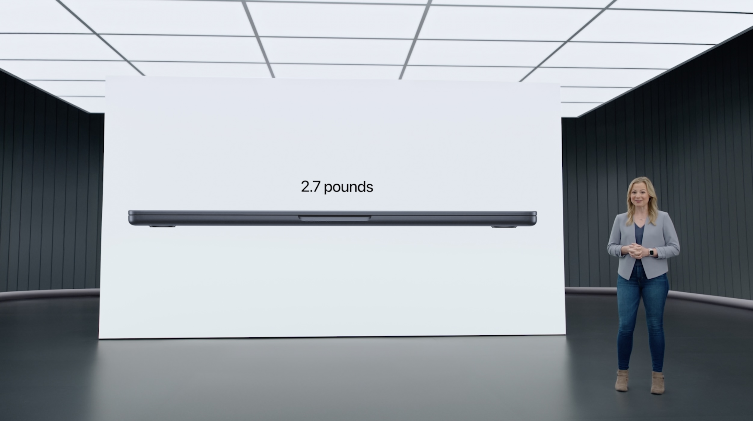 MacBook Air vs Pro : quel est le meilleur choix pour les vacances ? lester