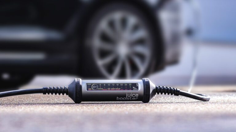 Recharge (rapide) des voitures électriques sans boîtier mural : voici vos options 3 1670138469 660 Recharge rapide des voitures electriques sans boitier mural voici vos