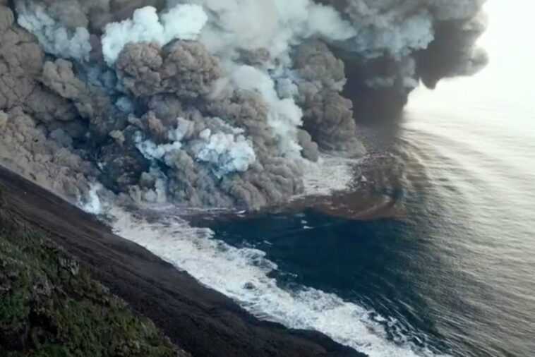 Tsunami à Stromboli : INGV explique ce qui s'est passé sur le volcan le 4 décembre 1 Tsunami à Stromboli : Ingv Explique Ce Qui S'est Passé