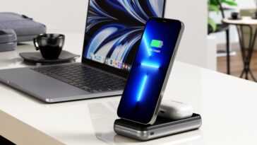 La nouvelle banque d'alimentation Dual Wireless Stand de Satechi ravitaille l'iPhone, l'Apple Watch et les AirPods à la fois