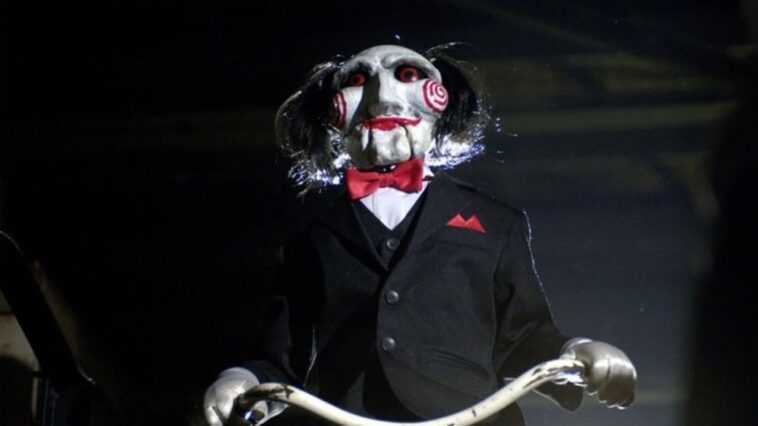 Saw X boucle la boucle : après le retour de John Kramer, l'apprenti de Jigsaw songe à revenir 1 Saw X Boucle La Boucle : Après Le Retour De