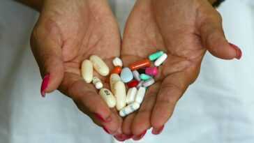 Pourquoi les femmes montrent plus d'effets secondaires aux médicaments que les hommes 16 Pourquoi Les Femmes Montrent Plus D'effets Secondaires Aux Médicaments Que