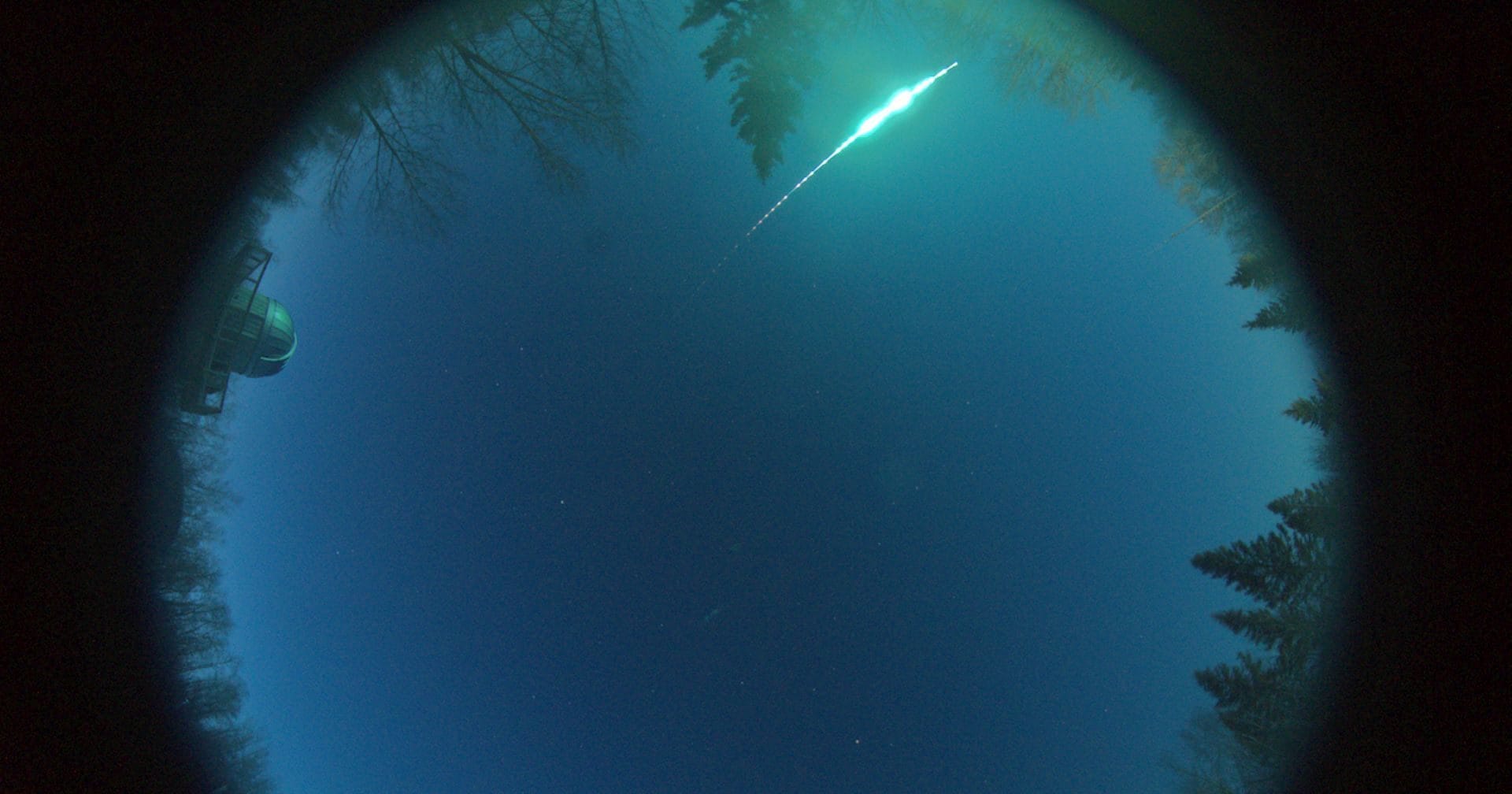 La boule de feu qui a explosé dans le ciel canadien n'était pas la météorite "habituelle" 3 La boule de feu capturée par la caméra du Global Fireball Observatory au parc provincial du lac Miquelon, Alberta / Université de l'Alberta