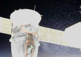 Problèmes sur l'ISS avec le vaisseau spatial russe Soyouz, la sortie dans l'espace annulée 42 Problèmes Sur L'iss Avec Le Vaisseau Spatial Russe Soyouz, La